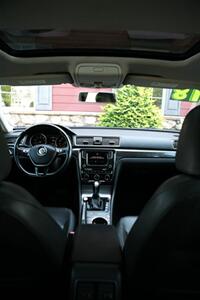 2018 Volkswagen Passat 2.0T SE   - Photo 18 - Strasburg, PA 17579