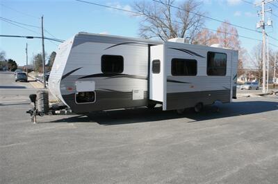 2017 Crossroads Zinger 27BK   - Photo 8 - Strasburg, PA 17579