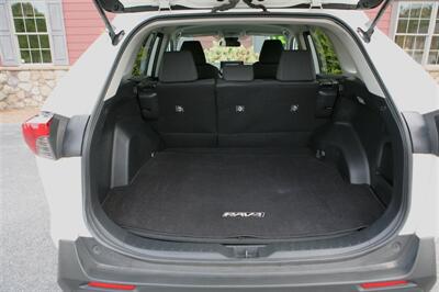 2021 Toyota RAV4 Hybrid LE   - Photo 12 - Strasburg, PA 17579