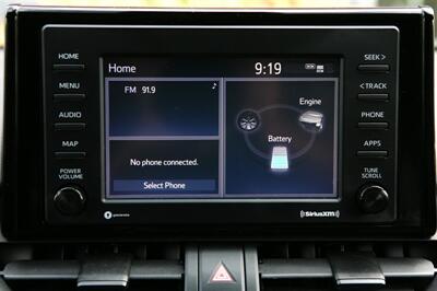 2021 Toyota RAV4 Hybrid LE   - Photo 18 - Strasburg, PA 17579