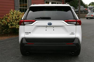 2021 Toyota RAV4 Hybrid LE   - Photo 6 - Strasburg, PA 17579