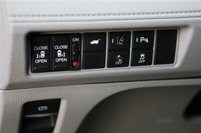 2018 Honda Odyssey Elite   - Photo 12 - Strasburg, PA 17579