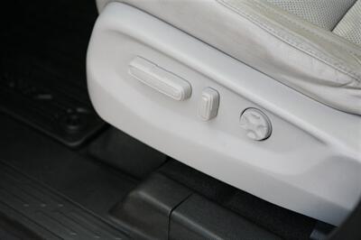 2018 Honda Odyssey Elite   - Photo 11 - Strasburg, PA 17579