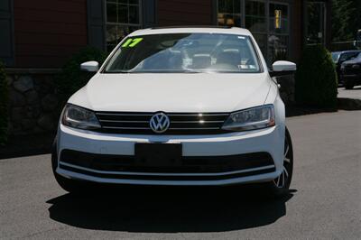2017 Volkswagen Jetta 1.4T SE 5-Speed Manual   - Photo 2 - Strasburg, PA 17579