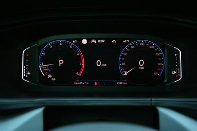 2022 Volkswagen Taos SEL 4Motion - Photo 24 - Strasburg, PA 17579