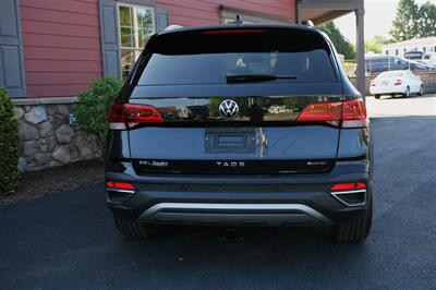2022 Volkswagen Taos SEL 4Motion - Photo 6 - Strasburg, PA 17579