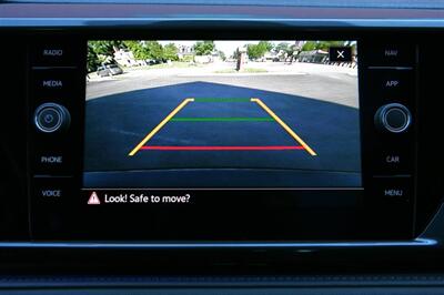 2022 Volkswagen Taos SEL 4Motion - Photo 25 - Strasburg, PA 17579