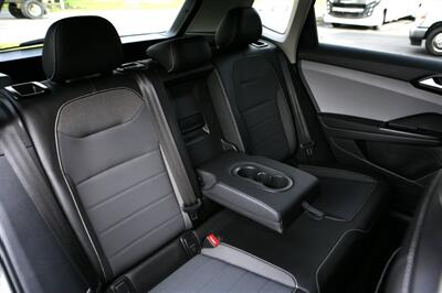 2023 Volkswagen Taos SE 4Motion   - Photo 16 - Strasburg, PA 17579
