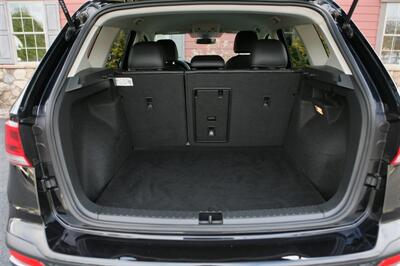 2023 Volkswagen Taos SE 4Motion   - Photo 14 - Strasburg, PA 17579
