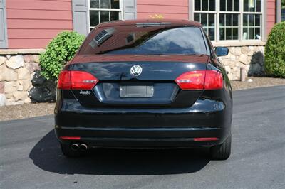 2013 Volkswagen Jetta S 5-Speed Manual - Photo 6 - Strasburg, PA 17579