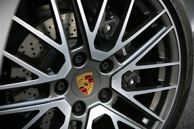 2024 Porsche 911 Carrera - Photo 5 - Strasburg, PA 17579
