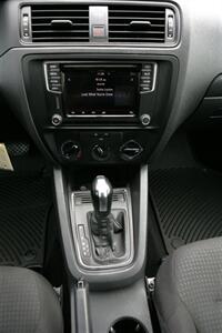 2016 Volkswagen Jetta 1.4T S   - Photo 18 - Strasburg, PA 17579