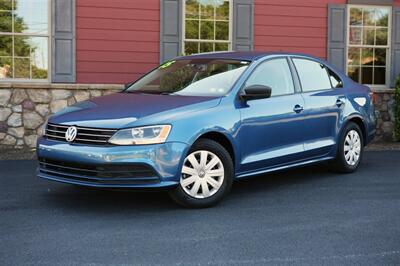 2015 Volkswagen Jetta S W/ Tech - Photo 1 - Strasburg, PA 17579