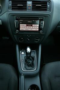2015 Volkswagen Jetta S W/ Tech - Photo 18 - Strasburg, PA 17579
