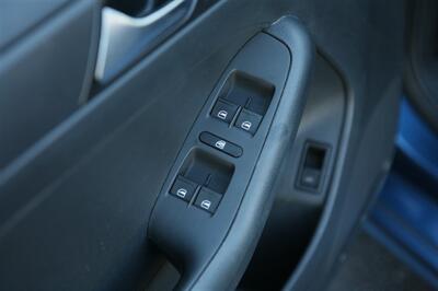 2015 Volkswagen Jetta S W/ Tech - Photo 9 - Strasburg, PA 17579