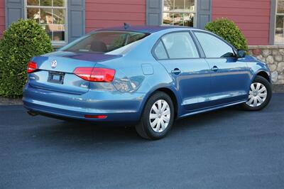 2015 Volkswagen Jetta S W/ Tech - Photo 5 - Strasburg, PA 17579
