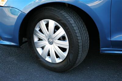2015 Volkswagen Jetta S W/ Tech - Photo 3 - Strasburg, PA 17579