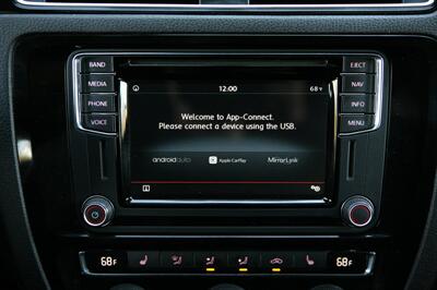 2017 Volkswagen Jetta 2.0T GLI 6-Speed Manual - Photo 21 - Strasburg, PA 17579