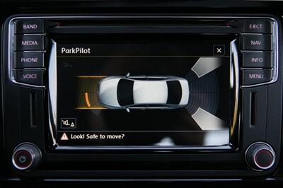 2017 Volkswagen Jetta 2.0T GLI 6-Speed Manual - Photo 27 - Strasburg, PA 17579
