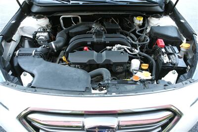 2018 Subaru Outback 2.5i Premium AWD   - Photo 7 - Strasburg, PA 17579