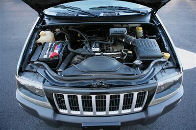 2004 Jeep Grand Cherokee Laredo - Photo 5 - Strasburg, PA 17579