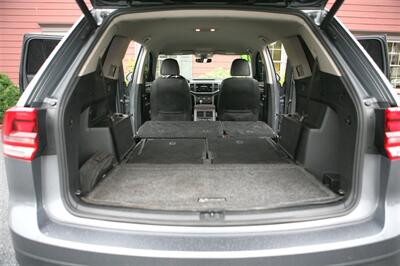 2018 Volkswagen Atlas 2.0T SE w/tech FWD   - Photo 17 - Strasburg, PA 17579