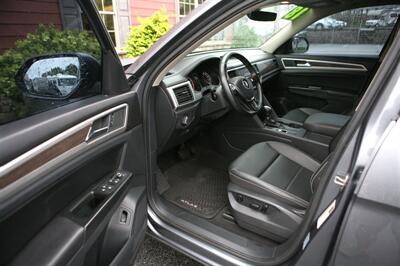 2018 Volkswagen Atlas 2.0T SE w/tech FWD   - Photo 8 - Strasburg, PA 17579