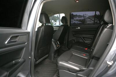 2018 Volkswagen Atlas 2.0T SE w/tech FWD   - Photo 13 - Strasburg, PA 17579
