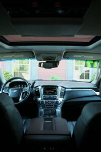 2017 Chevrolet Suburban LT - Photo 29 - Strasburg, PA 17579