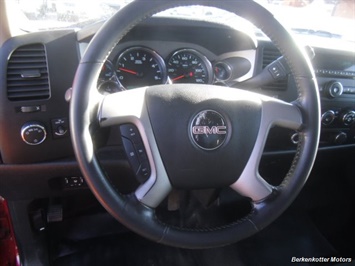 2011 GMC Sierra 2500 SLE Extended Cab 4x4   - Photo 25 - Castle Rock, CO 80104