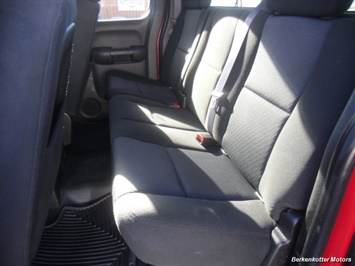 2011 GMC Sierra 2500 SLE Extended Cab 4x4   - Photo 29 - Castle Rock, CO 80104
