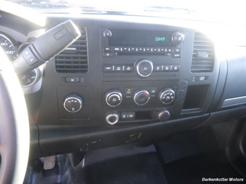 2011 GMC Sierra 2500 SLE Extended Cab 4x4   - Photo 26 - Castle Rock, CO 80104
