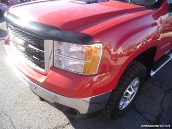 2011 GMC Sierra 2500 SLE Extended Cab 4x4   - Photo 19 - Castle Rock, CO 80104