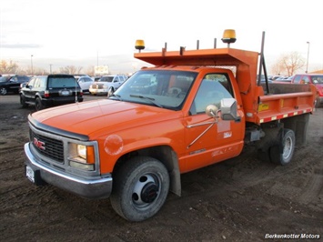 1998 GMC 3500 Regular Cab DUMP Truck 4x4   - Photo 3 - Brighton, CO 80603