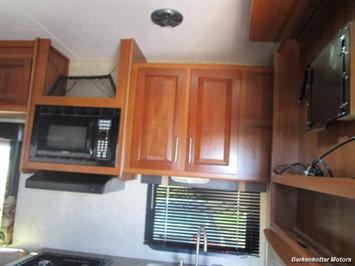 2012 Keystone Fuzion FZ260 Toy Hauler   - Photo 10 - Brighton, CO 80603