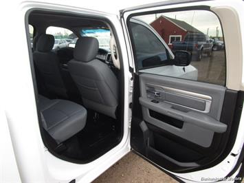 2013 RAM 1500 SLT Crew Cab 4x4 HEMI   - Photo 31 - Castle Rock, CO 80104