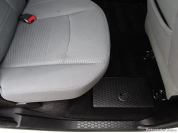 2013 RAM 1500 SLT Crew Cab 4x4 HEMI   - Photo 33 - Castle Rock, CO 80104