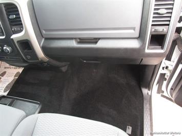 2013 RAM 1500 SLT Crew Cab 4x4 HEMI   - Photo 28 - Castle Rock, CO 80104