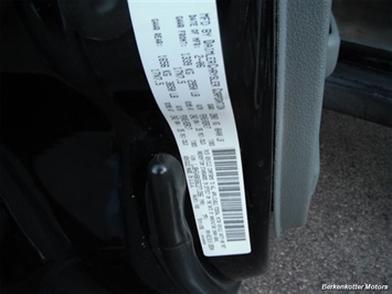 2006 Jeep Commander   - Photo 28 - Castle Rock, CO 80104