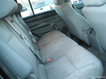 2006 Jeep Commander   - Photo 22 - Castle Rock, CO 80104