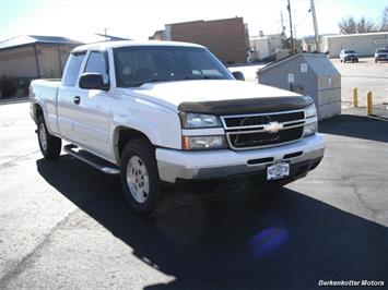 2006 Chevrolet Silverado 1500 LS   - Photo 13 - Brighton, CO 80603