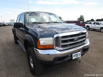 2001 Ford F-250 Super Duty XLT Crew Cab 4x4   - Photo 3 - Castle Rock, CO 80104