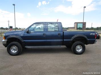 2001 Ford F-250 Super Duty XLT Crew Cab 4x4   - Photo 1 - Castle Rock, CO 80104