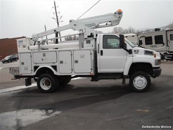 2007 Chevrolet CC4500 Boom Truck   - Photo 11 - Castle Rock, CO 80104