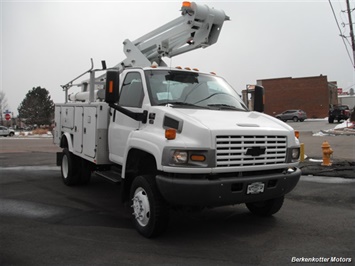 2007 Chevrolet CC4500 Boom Truck   - Photo 1 - Castle Rock, CO 80104