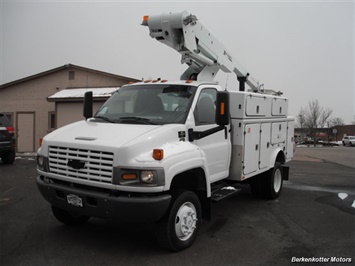 2007 Chevrolet CC4500 Boom Truck   - Photo 3 - Castle Rock, CO 80104