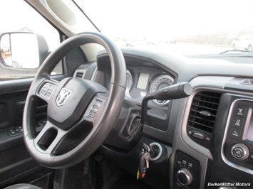 2015 RAM 3500 Tradesman Crew Cab 4x4   - Photo 19 - Brighton, CO 80603