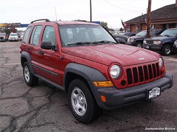 2007 Jeep Liberty Sport   - Photo 10 - Brighton, CO 80603