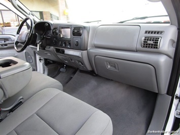 2007 Ford F-350 Super Duty XLT Crew Cab   - Photo 19 - Brighton, CO 80603