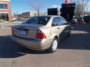 2005 Ford Focus ZX4 SE   - Photo 9 - Brighton, CO 80603